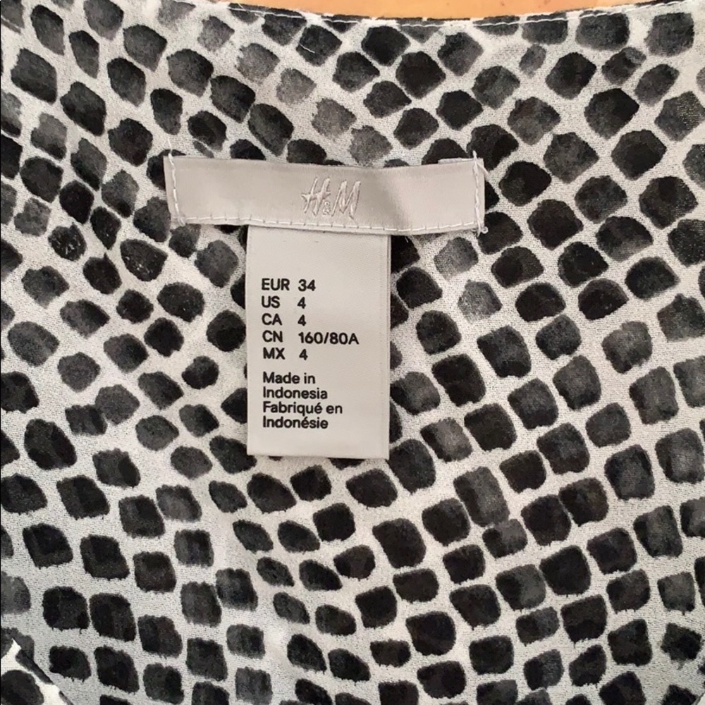 H&M Spaghetti Strap Top - image 2